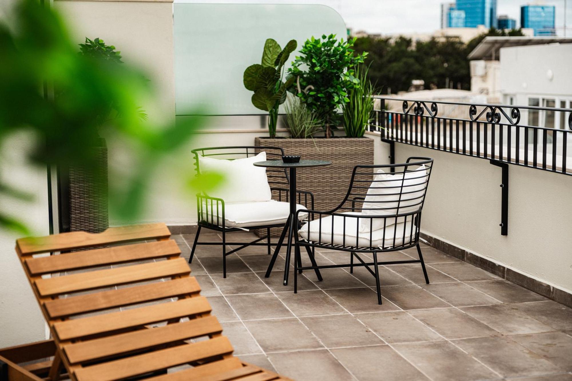 Royale Sainte Helene Boutique Hotel Біркіркара Екстер'єр фото