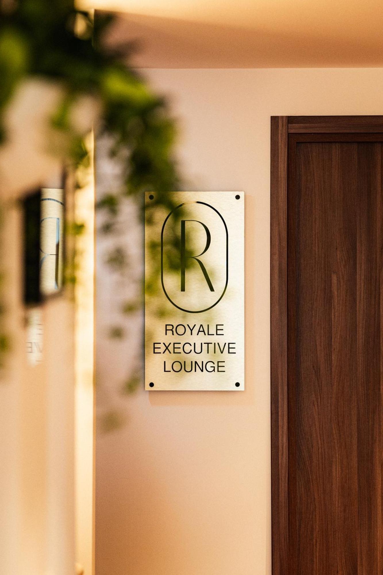 Royale Sainte Helene Boutique Hotel Біркіркара Екстер'єр фото